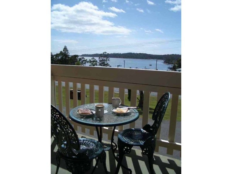 16-18 Halcyon Grove, St Helens TAS 7216