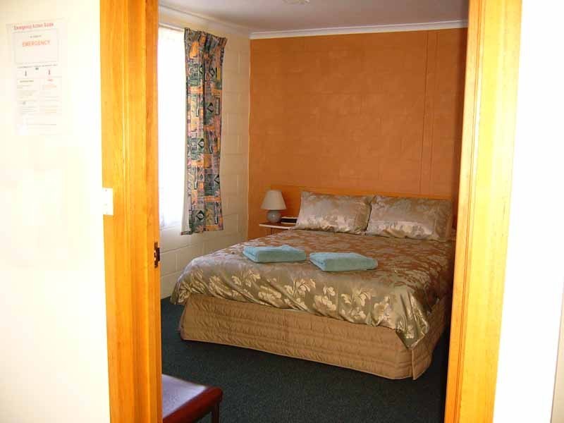 16-18 Halcyon Grove, St Helens TAS 7216