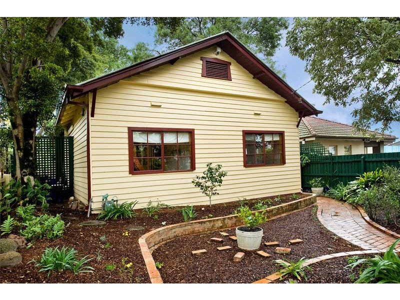 373 Elgar Road, Mont Albert VIC 3127