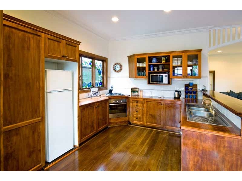 373 Elgar Road, Mont Albert VIC 3127