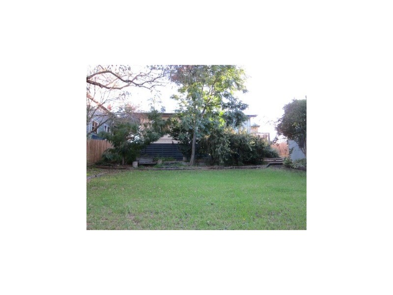 1 Minna Street, Blackburn VIC 3130