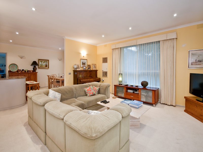 26 Thomas Street, Box Hill South VIC 3128