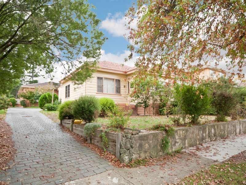 1/19 Sweetland Road, Box Hill VIC 3128