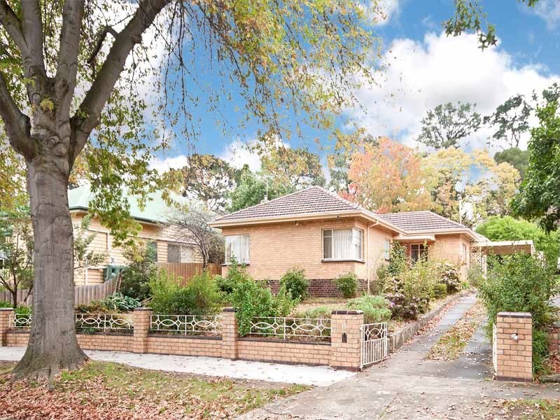 15 Sweetland Road, Box Hill VIC 3128
