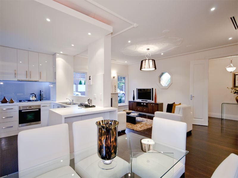 38 Rostrevor Parade, Mont Albert North VIC 3129