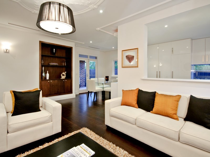 38 Rostrevor Parade, Mont Albert North VIC 3129