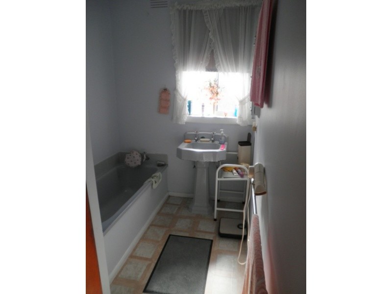 24 Twyford Street, Box Hill North VIC 3129