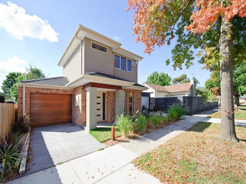 19 Tunstall Ave, Nunawading VIC 3131