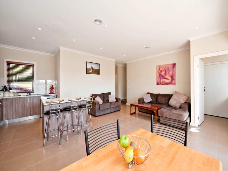 19 Tunstall Ave, Nunawading VIC 3131