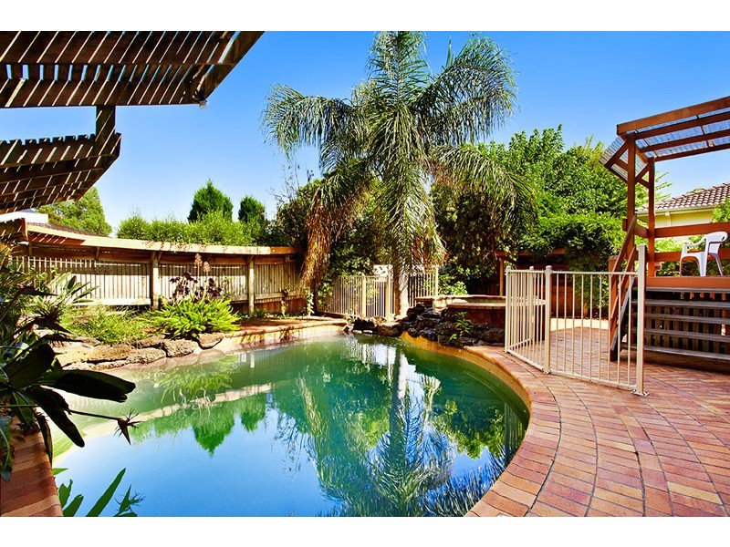 23 Ferndell Crescent, Templestowe VIC 3106