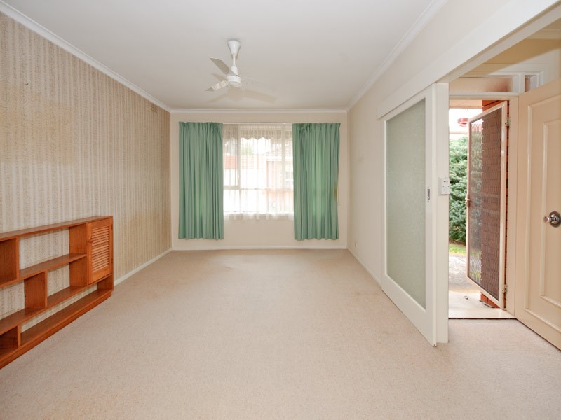 4/10 Mitchell Road, Mont Albert North VIC 3129