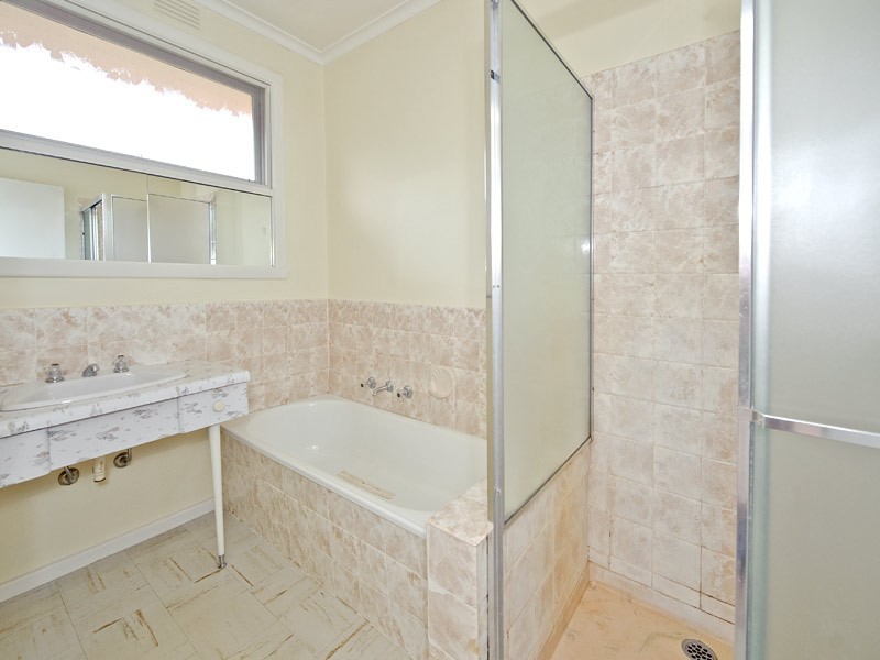 4/10 Mitchell Road, Mont Albert North VIC 3129