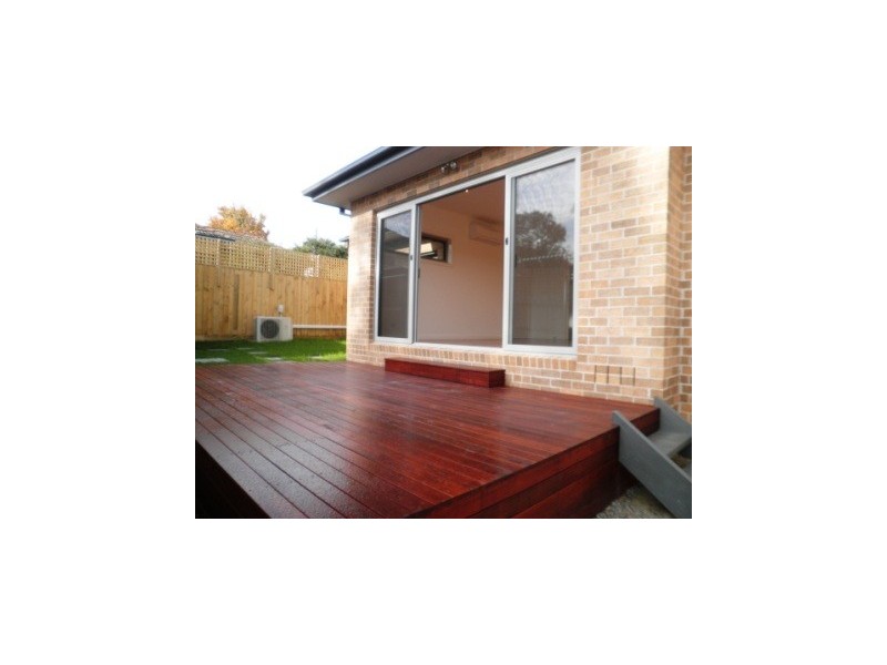 1B Ronald Street, Box Hill North VIC 3129