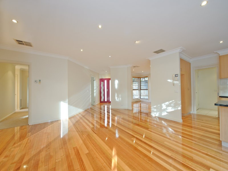 2/863 Station Street, Box Hill North VIC 3129