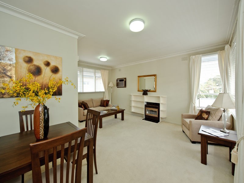 4/76 Wattle Valley Road, Canterbury VIC 3126