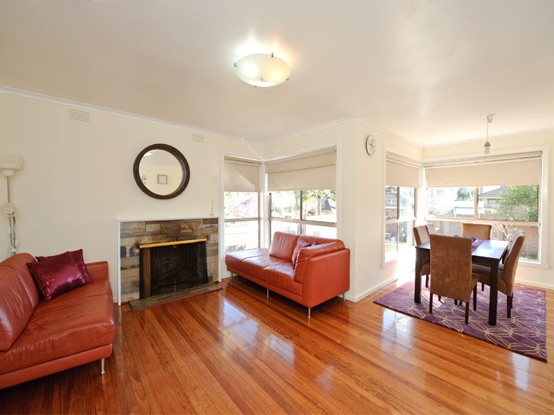 33 Toogoods Rise, Box Hill North VIC 3129