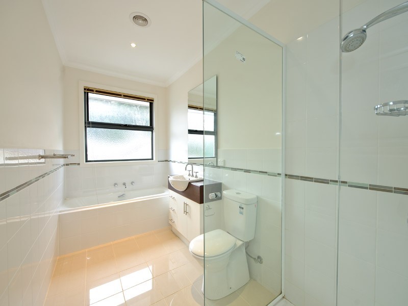 1/61 Lucknow Street, Mitcham VIC 3132