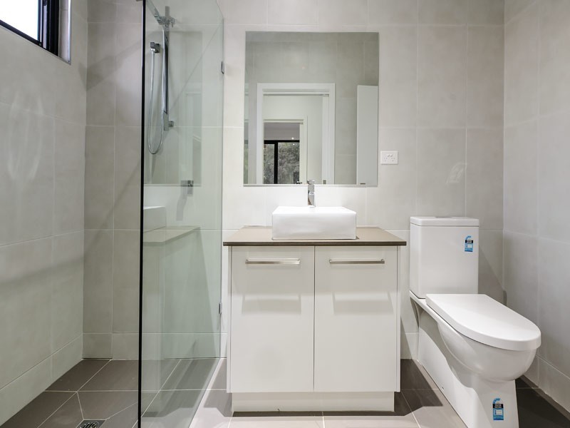 1a Tarrangower Avenue, Mitcham VIC 3132