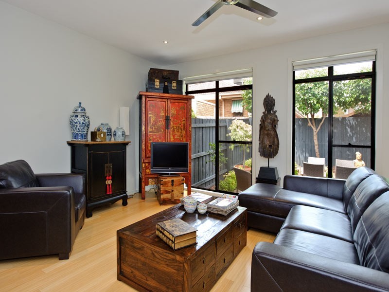 2B Naples Street, Box Hill South VIC 3128