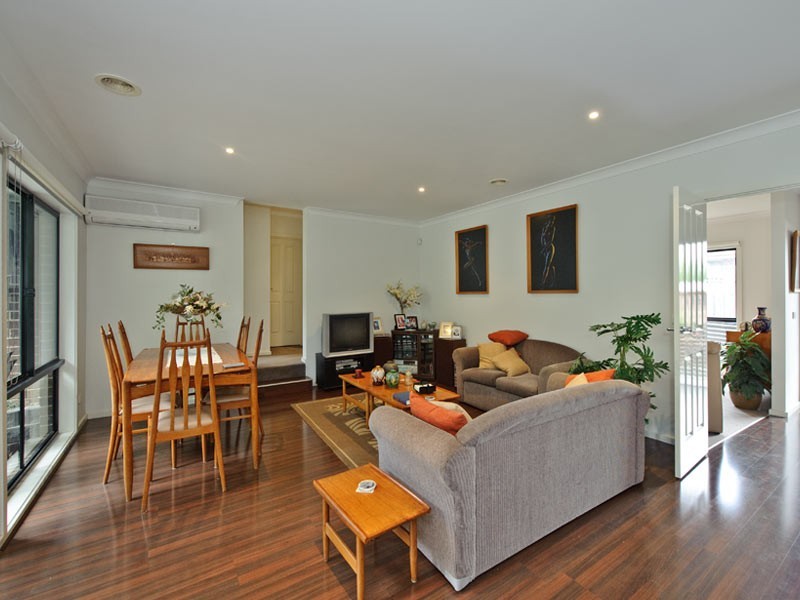 1 Papagee Lane, Box Hill North VIC 3129