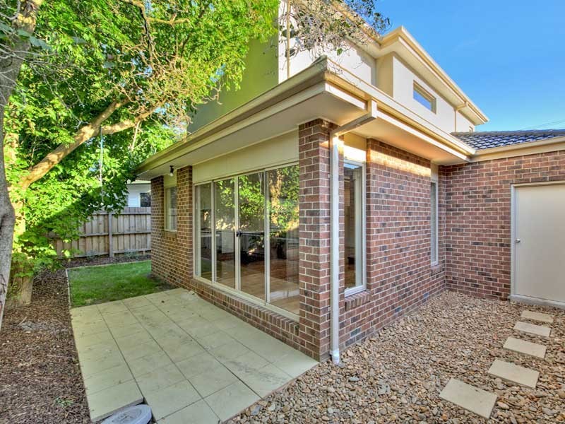 1a Bond Avenue, Blackburn South VIC 3130