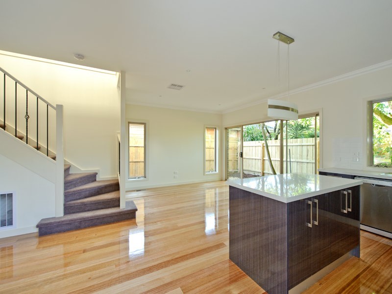 1a Bond Avenue, Blackburn South VIC 3130