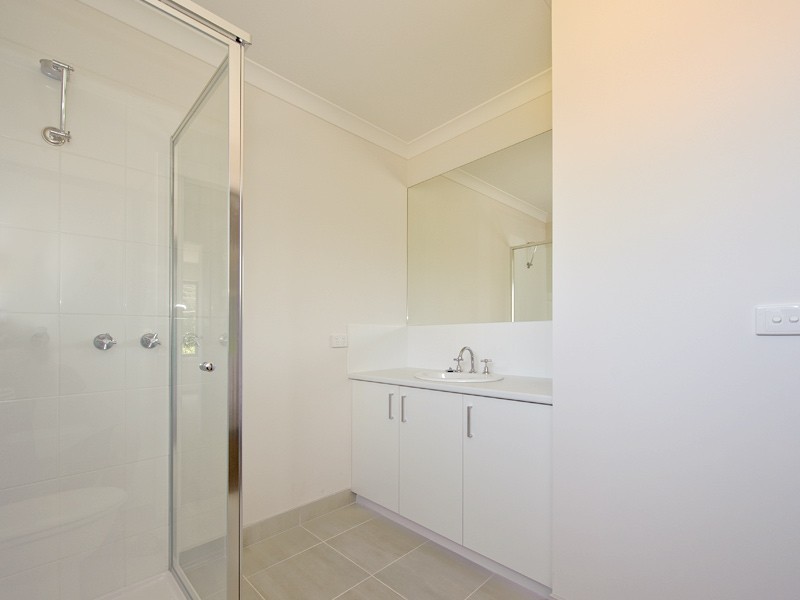 2a Fisher Street, Forest Hill VIC 3131