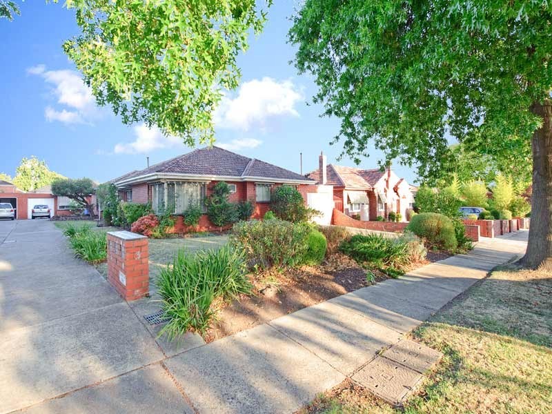 2/3 Nicholson Street, Balwyn North VIC 3104