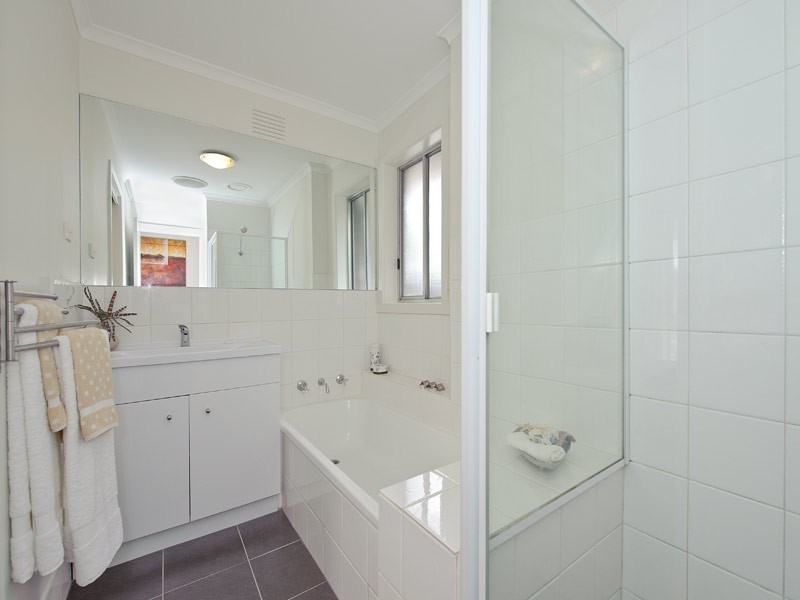 2/67 Medway Street, Box Hill North VIC 3129