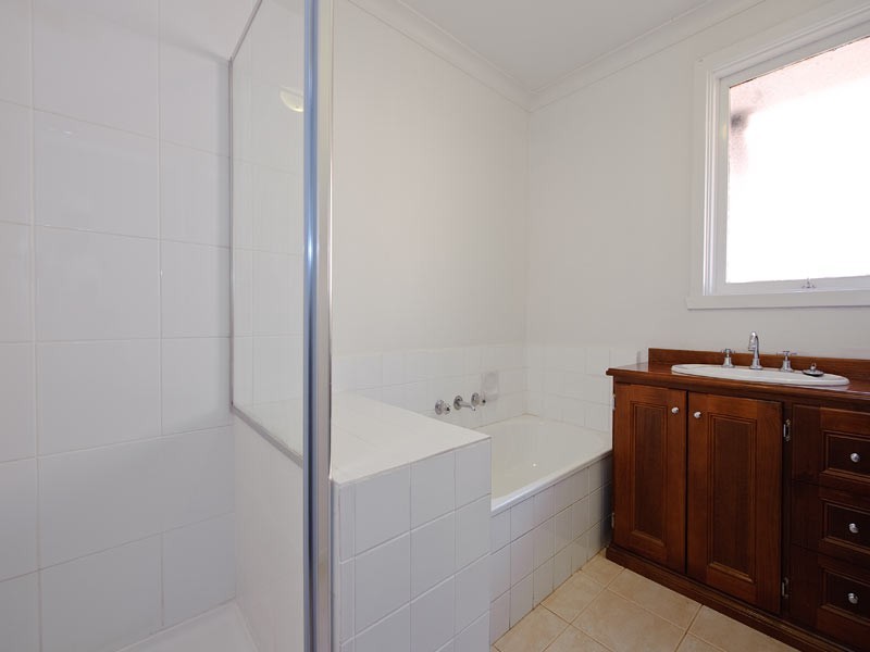 2/36 Birdwood Street, Box Hill South VIC 3128