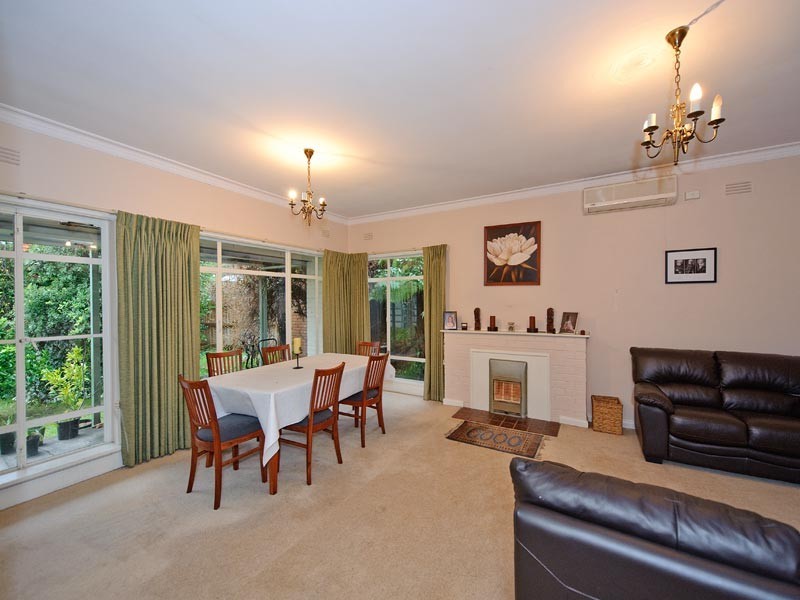 54 Wattle Valley Road, Canterbury VIC 3126