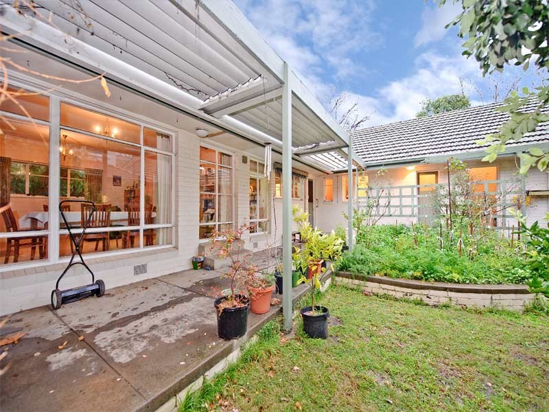 54 Wattle Valley Road, Canterbury VIC 3126