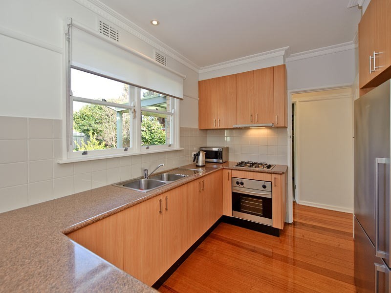 50 Parkmore Road, Forest Hill VIC 3131