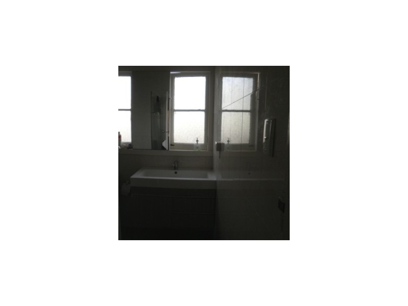 136 Elgar Road, Box Hill South VIC 3128