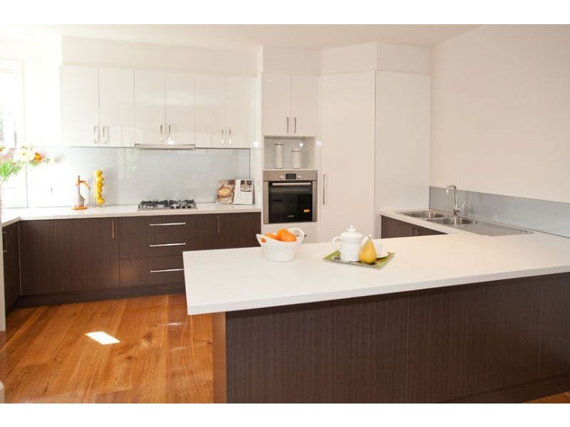 2/1129 Whitehorse Road, Box Hill VIC 3128