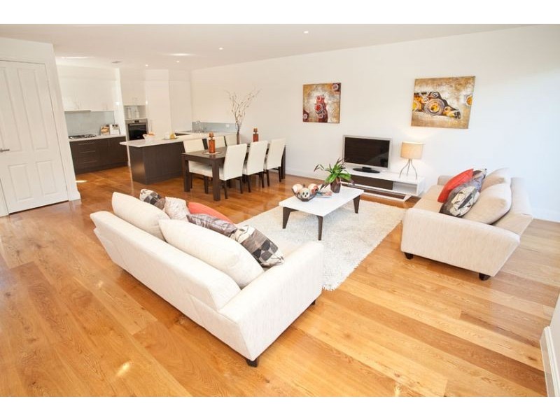 2/1129 Whitehorse Road, Box Hill VIC 3128