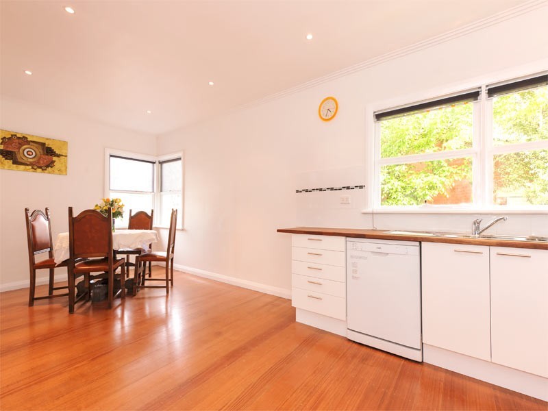 128 Heatherdale Road, Mitcham VIC 3132