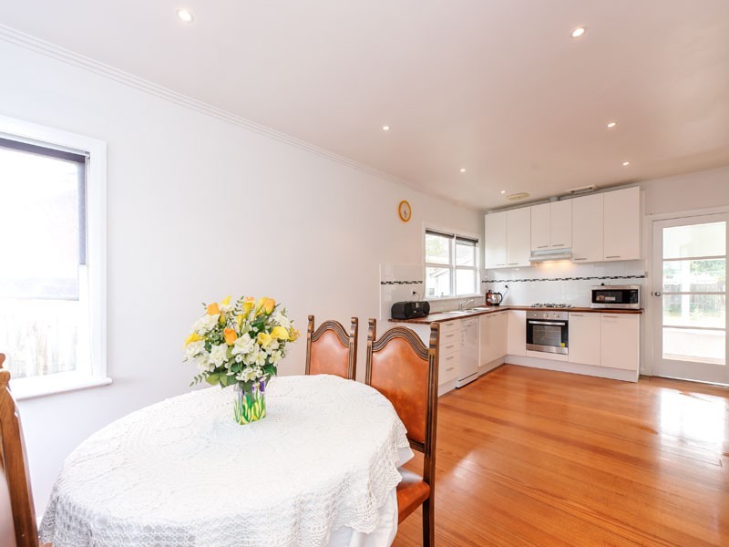 128 Heatherdale Road, Mitcham VIC 3132