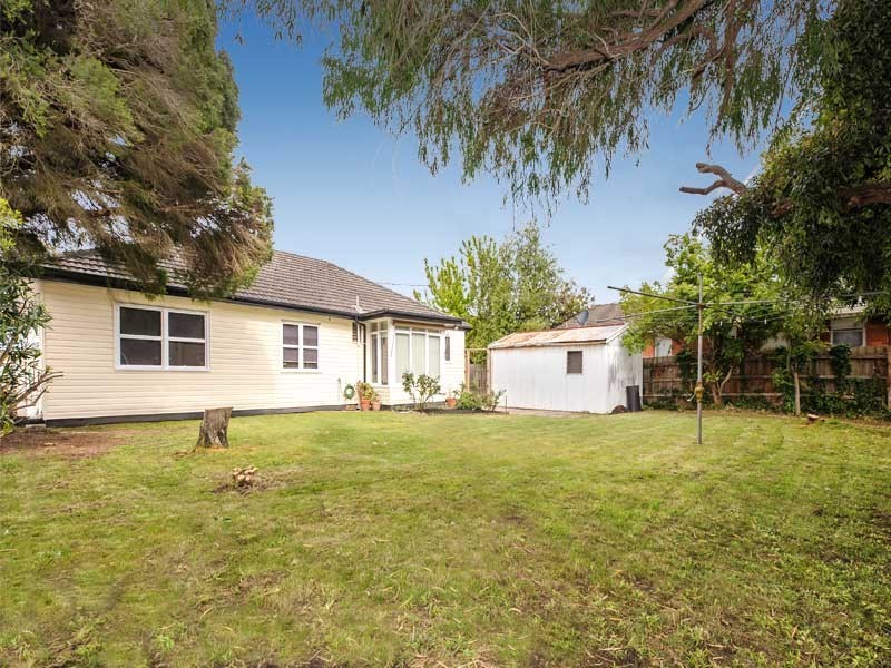 128 Heatherdale Road, Mitcham VIC 3132