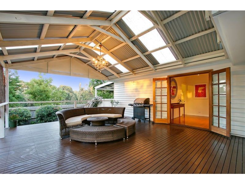 2 Opal Street, Forest Hill VIC 3131