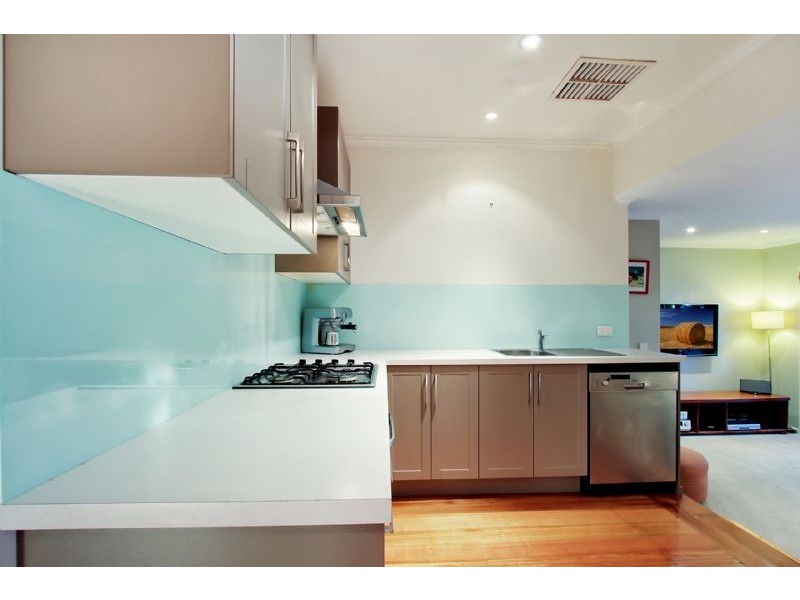 2 Opal Street, Forest Hill VIC 3131