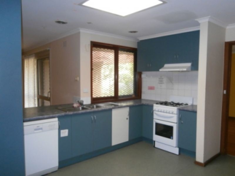 5 Mitchell Road, Mont Albert North VIC 3129