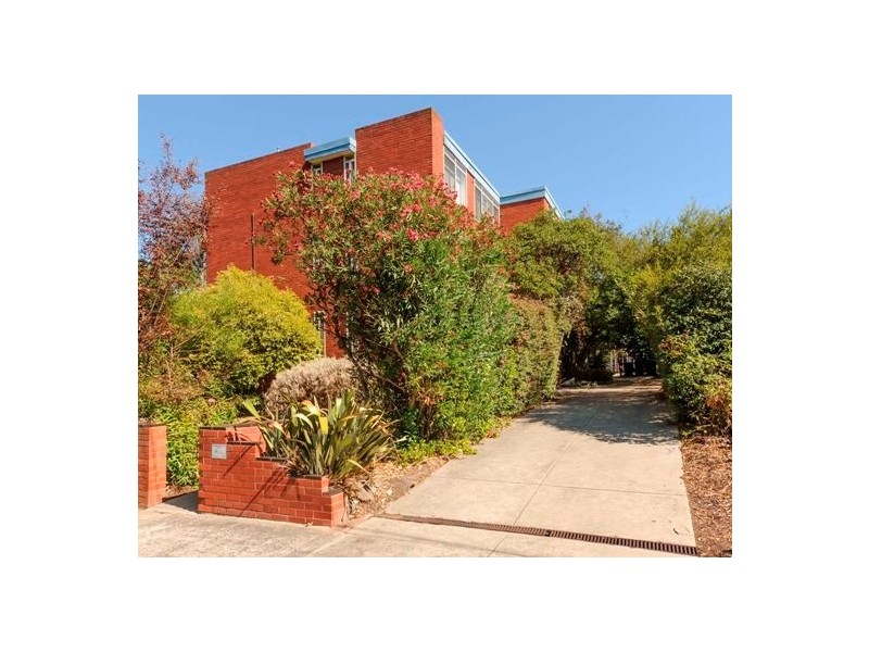 8/5 James Street, Box Hill VIC 3128