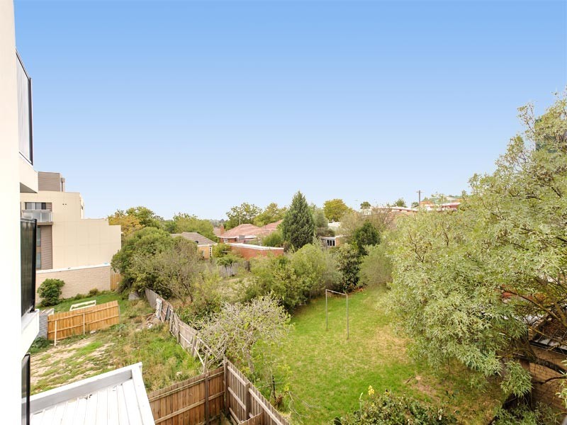 340/484 Elgar Road, Box Hill VIC 3128