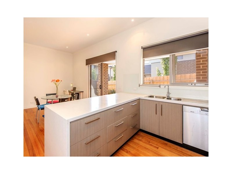 103 Woodhouse Grove, Box Hill North VIC 3129