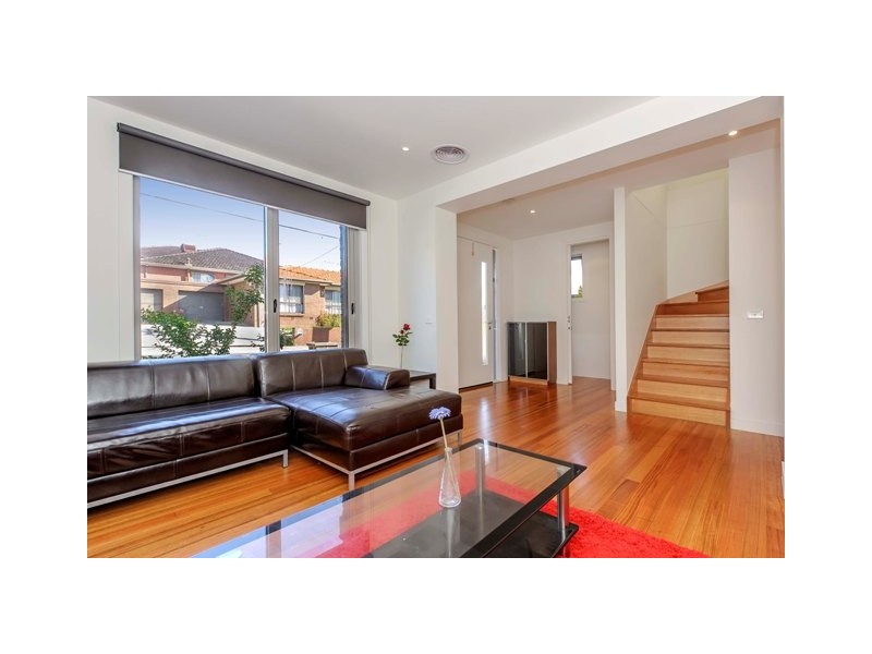 103 Woodhouse Grove, Box Hill North VIC 3129