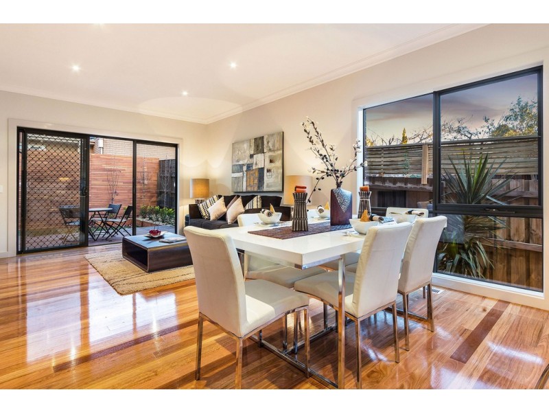 8a Vannam Drive, Ashwood VIC 3147