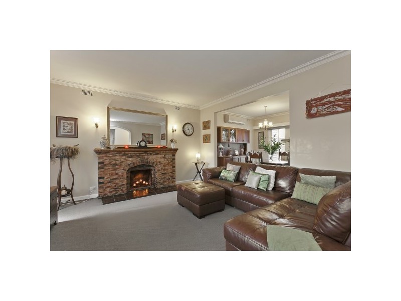 13 Wattle Street, Box Hill North VIC 3129