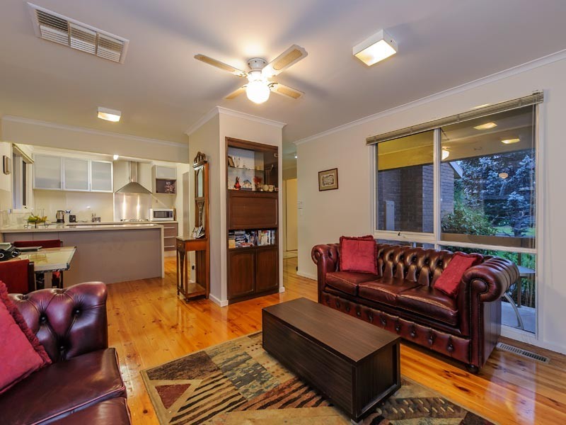 29 Boardman Close, Box Hill South VIC 3128