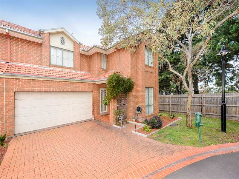 5 Shetland Close, Vermont South VIC 3133